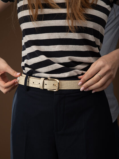 חגורה עור שמנת