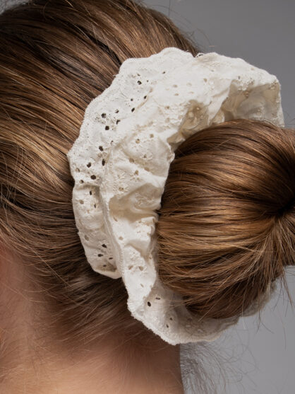 גומיה בד תחרה שמנת