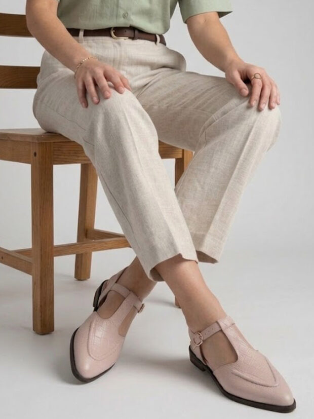 זואי ורוד סנדל